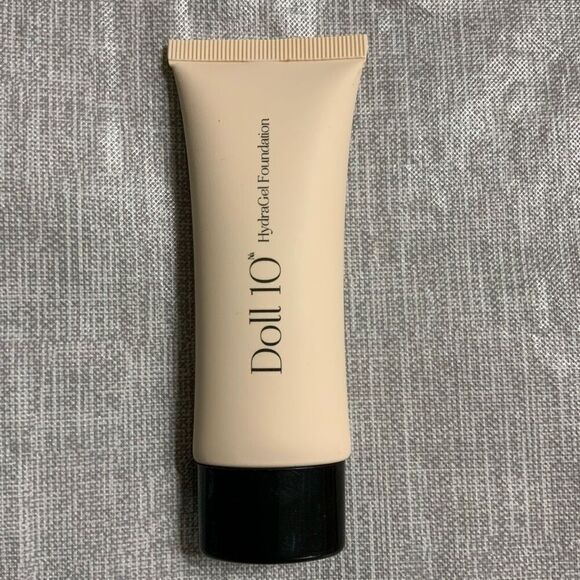 Doll 10 HydraGel Deep Foundation - Deep - Picture 5 of 6